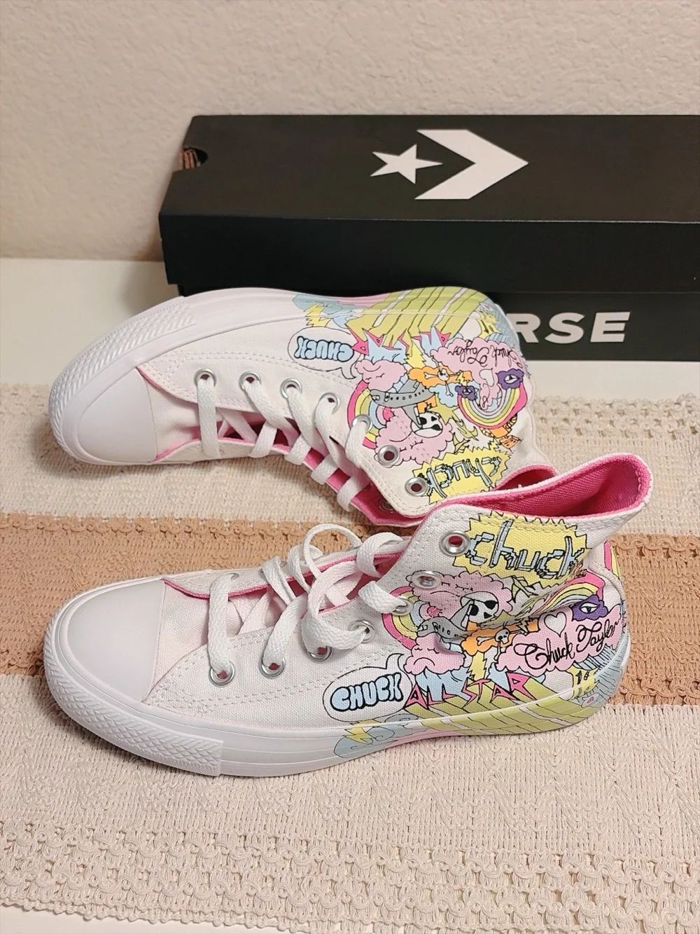 Converse Chuck Taylor All Star Graphic High Top White Multi Women 6 Men 4 New